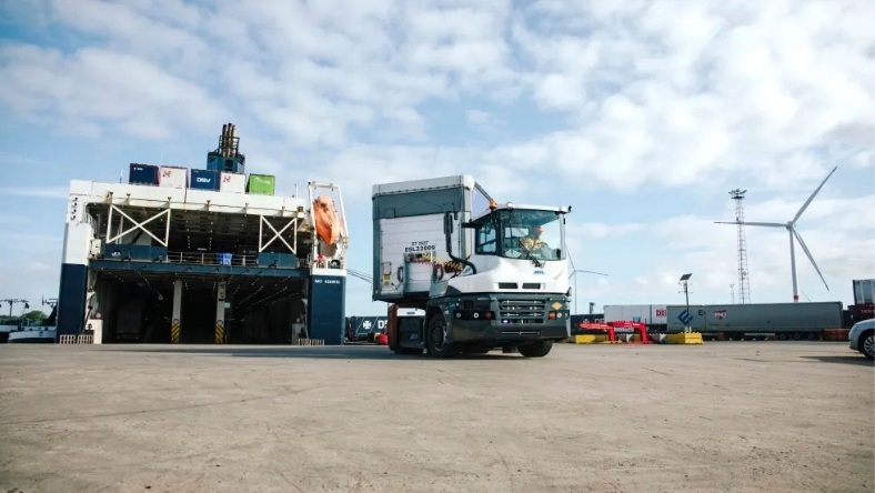 Toyota Bets on Cellcentric in Hydrogen Truck Push